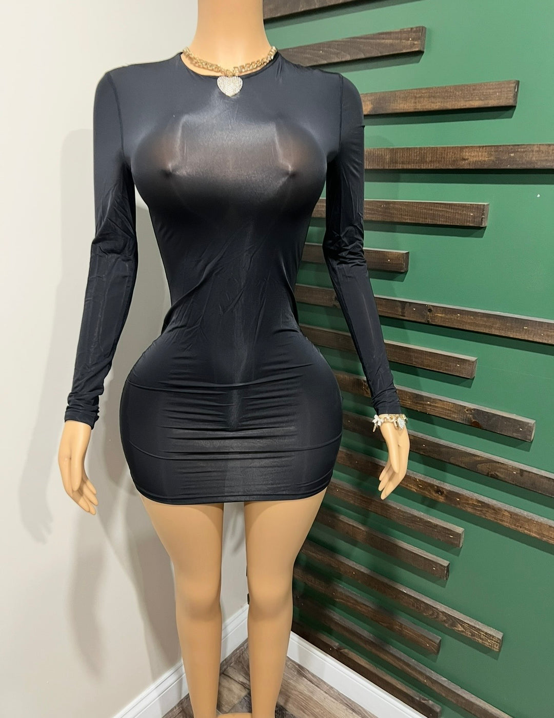 VIDEO VIXEN DRESS